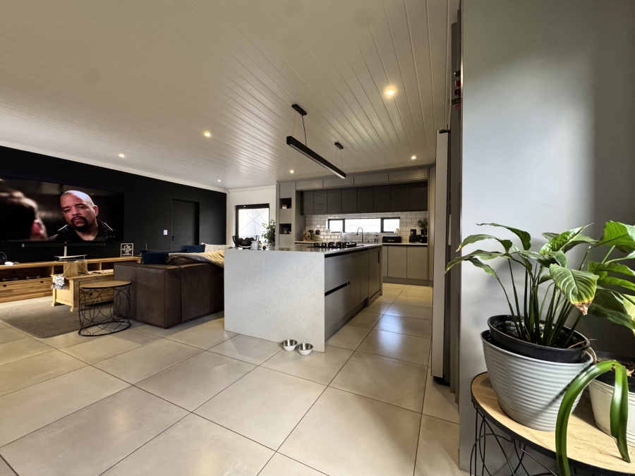 3 Bedroom Property for Sale in Wilkoppies North West